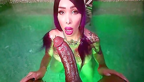 Bubbling big-tittied brunette sucking and getting off