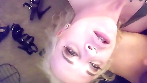 Big ass babe is going to fuck with a cock really hard