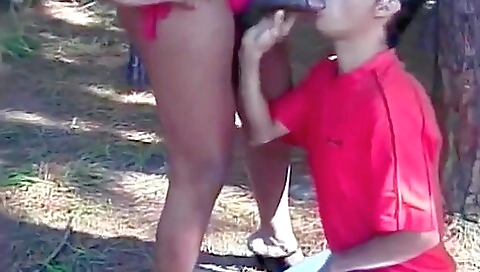 Ebony with a hairy pussy is playing with her hairy pussy