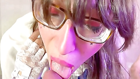 Small titted amateur anal porn with a deepthroat clip